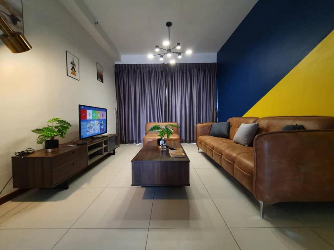 The Landmark by Katana 4BR Luxury Seaview Homestay Gurney无敌海景四房套房 - Housity