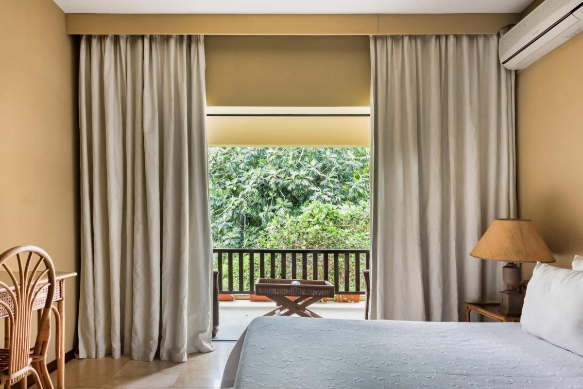 Villa Vakoa - Tranquil Villa With Lush Gardens - Housity