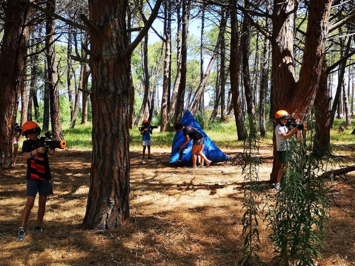 Clients de l'établissement Camping La Pinède