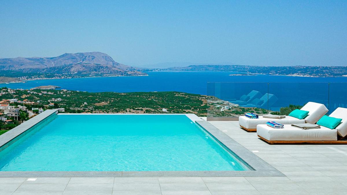 PhantΩm Villas Villa Hero - Housity