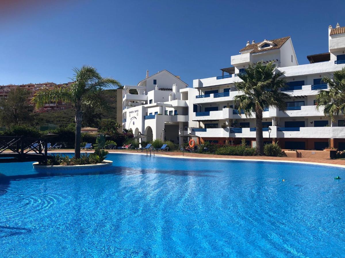 Beautiful New Apartment with Sea View - Housity
