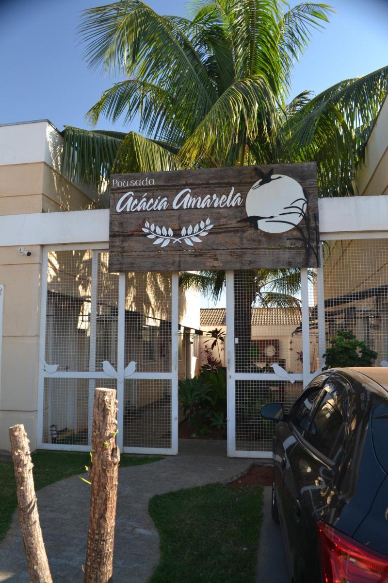 Pousada Acácia Amarela - Housity