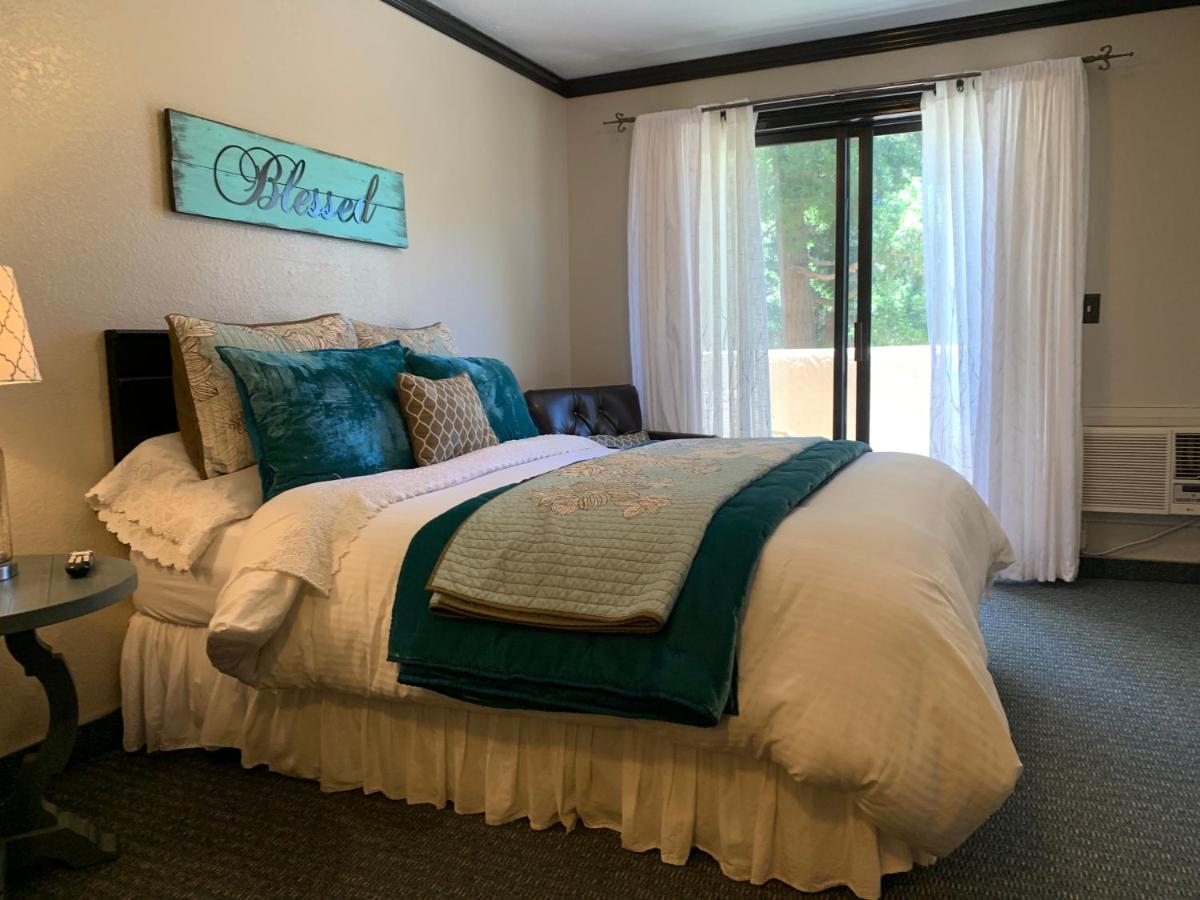 The North Shore Inn - Housity