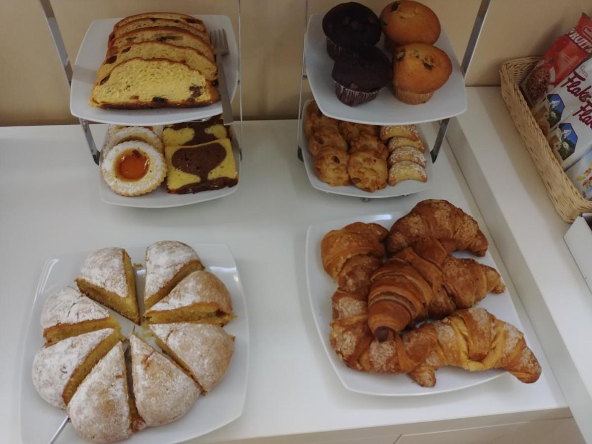 Albergo Aurora - Housity