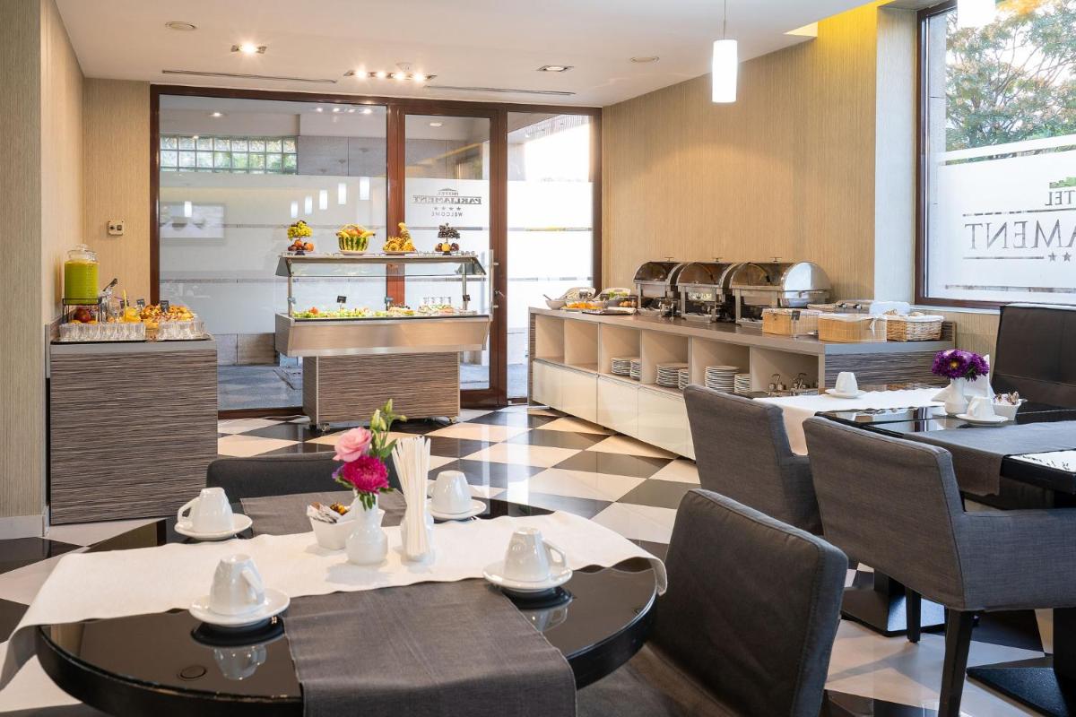 Hotel Parliament - Housity