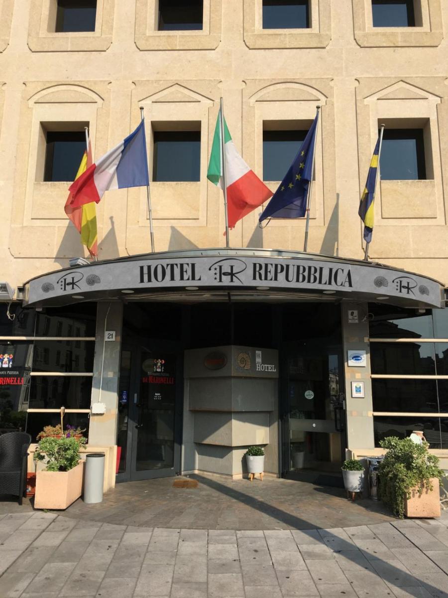 HR Hotel - Housity