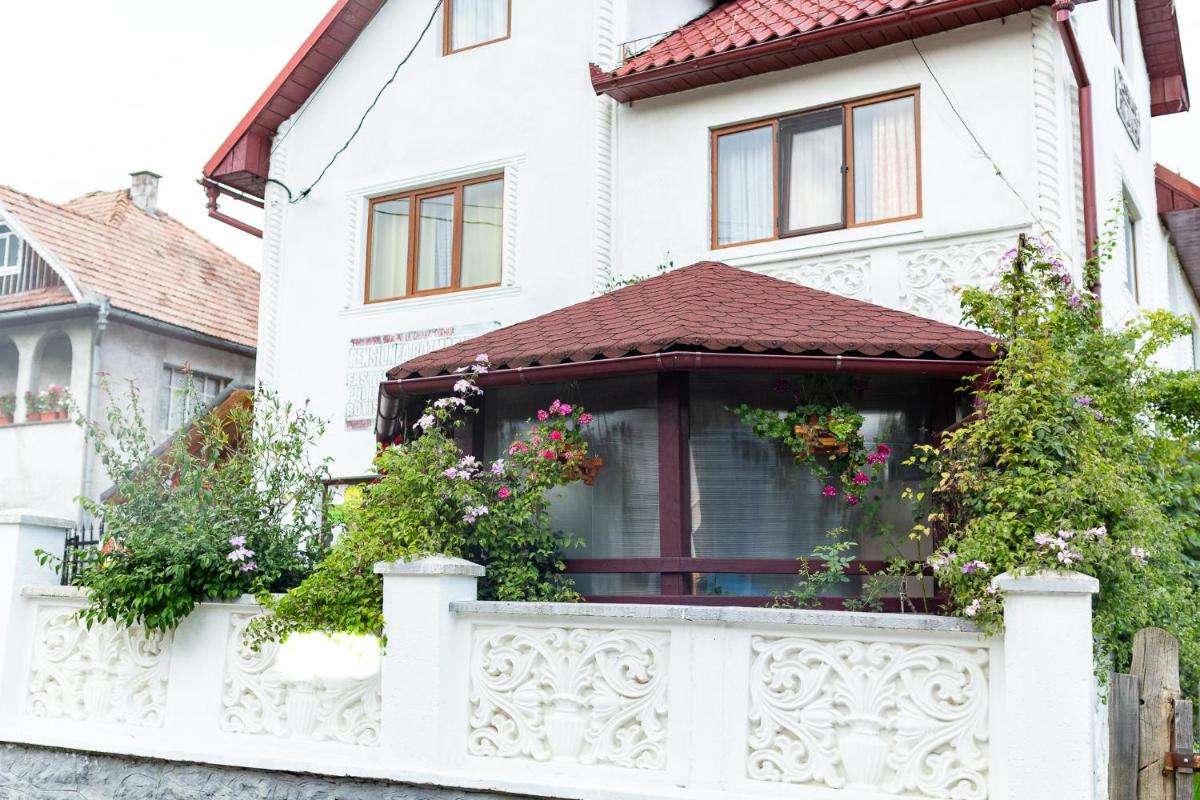 Pensiunea Rozmarin - Housity