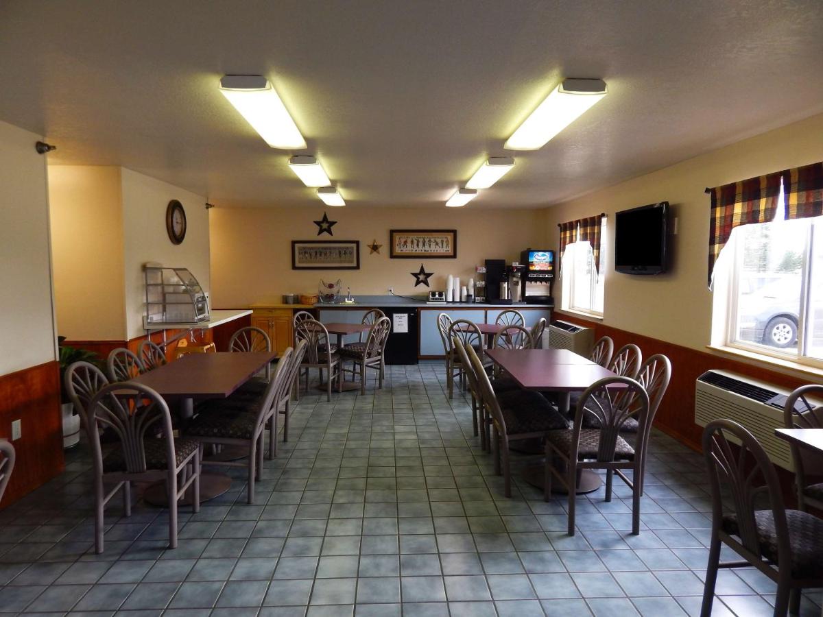 Americas Best Value Inn Sault Ste. Marie - Housity