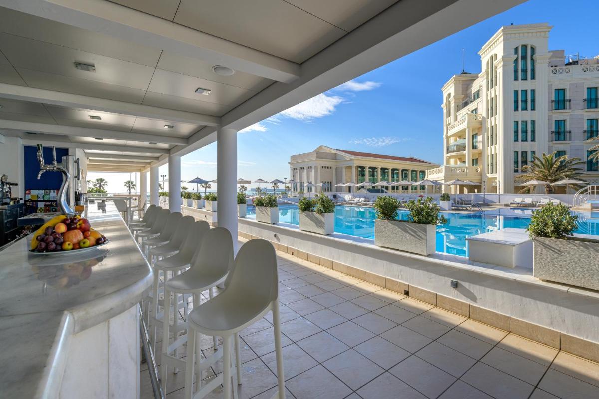 Piscina en o cerca de Las Arenas Balneario Resort
