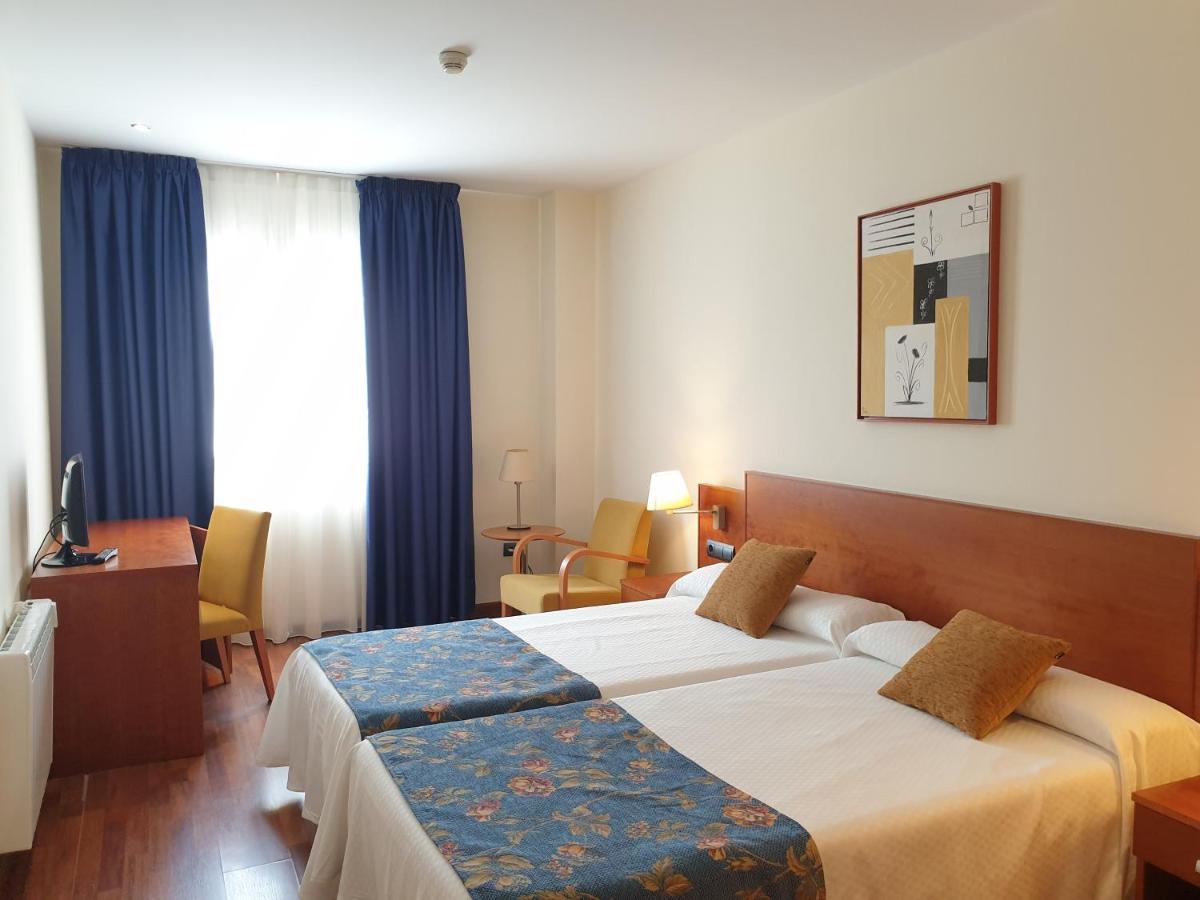 Hotel Suite Camarena - Housity