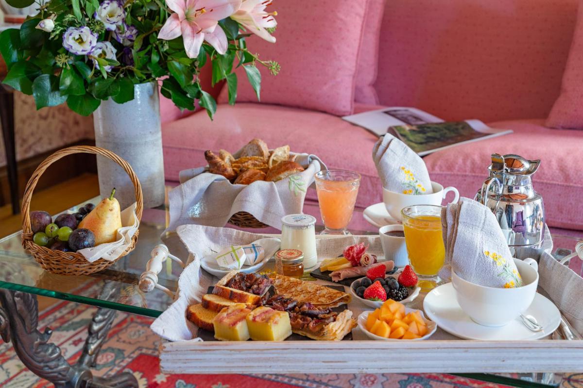 Nourriture dans l'hôtel ou à proximité