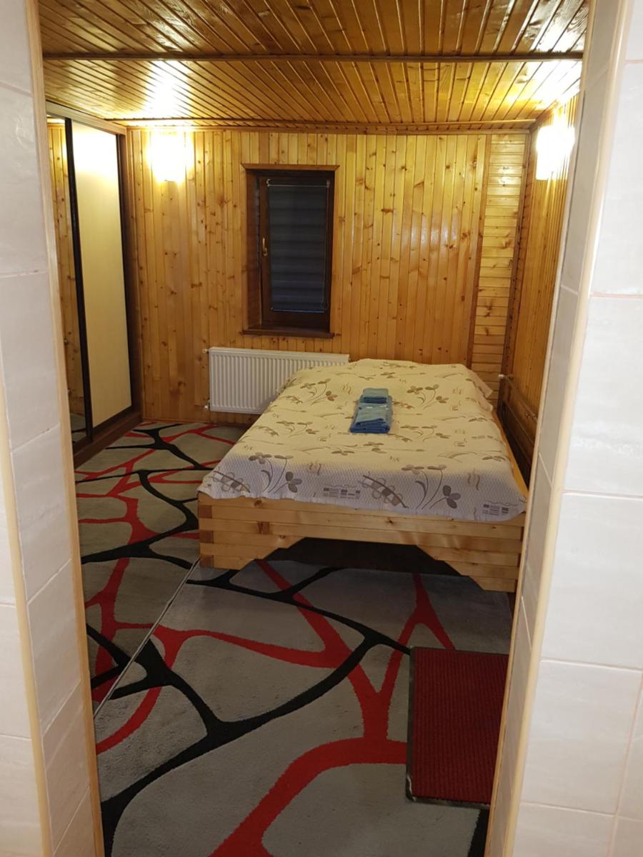 Kolyba Complex - Housity