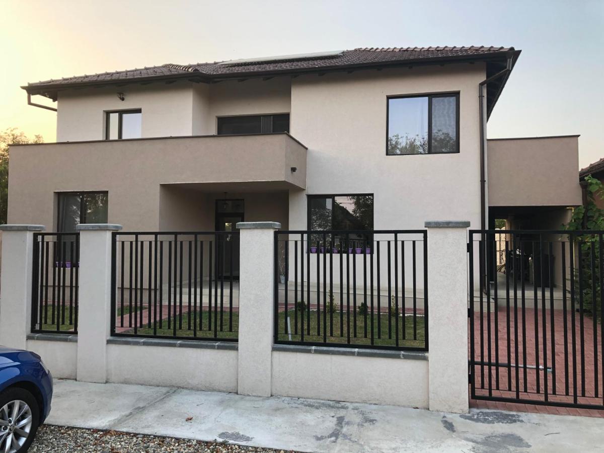 Pensiunea Anastasia fosta Sofia - Housity