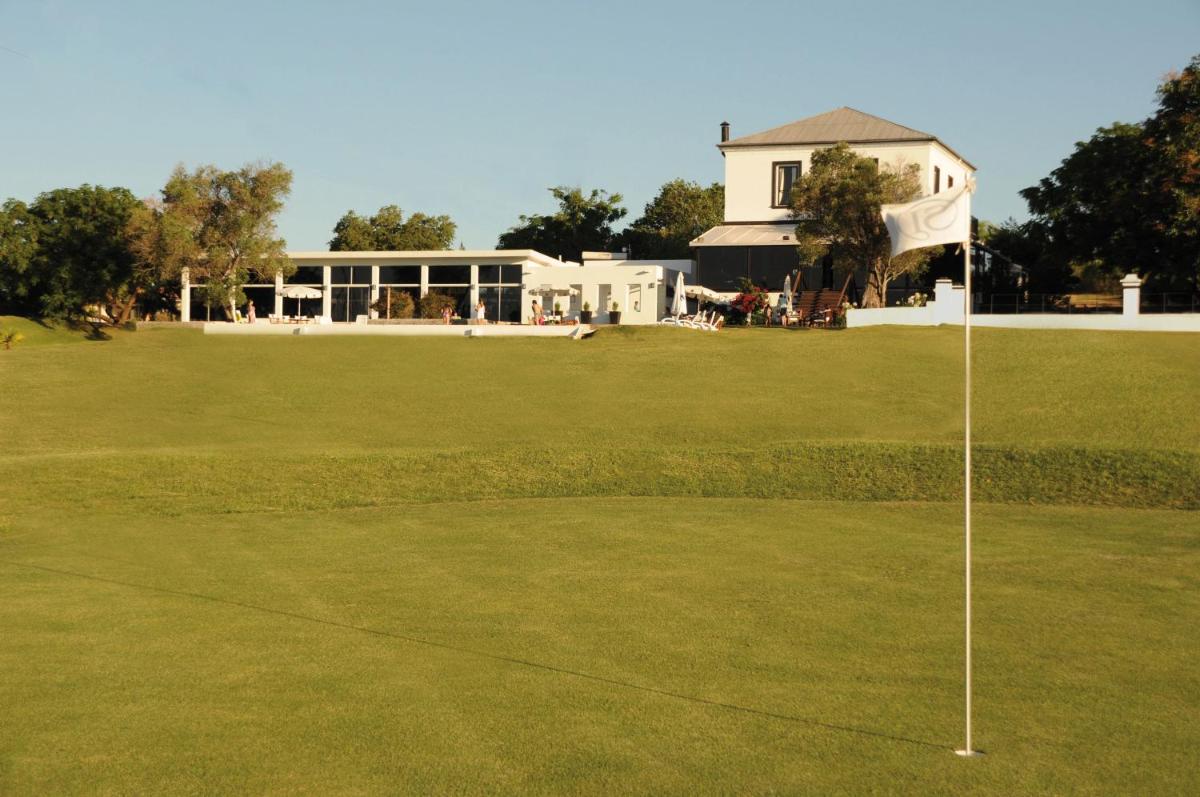 San Isidro Hotel - Housity