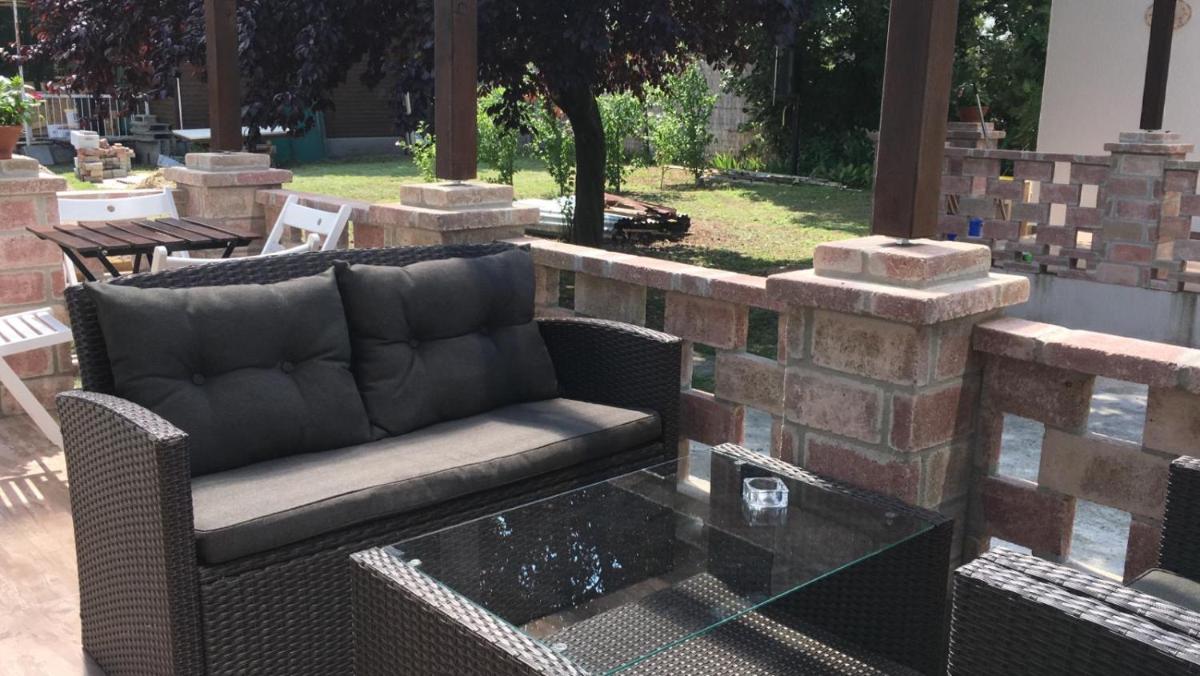 Aranypart Apartmanházak Tiszakécske - Housity