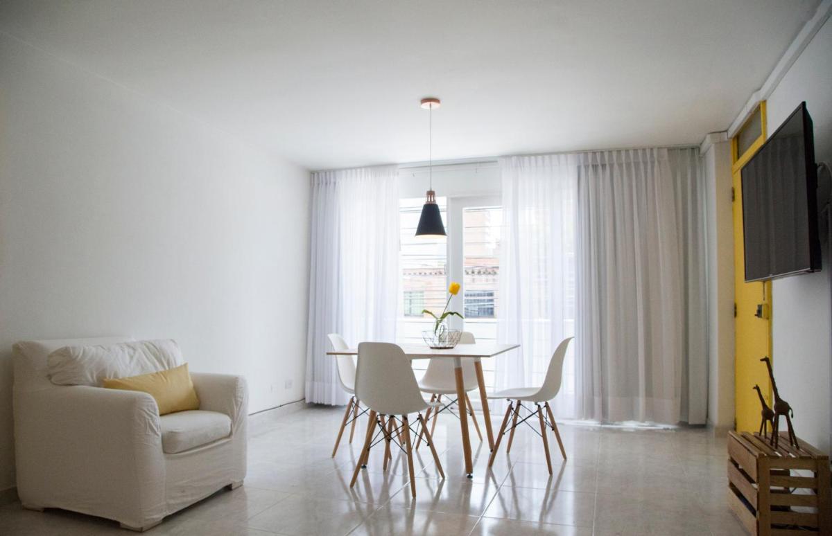 Home Aris Apartments 201 - Hizvo