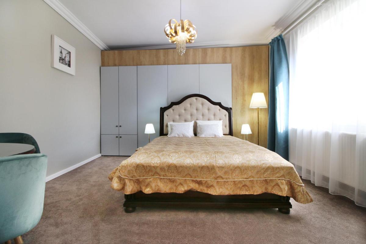 Little House - Housity