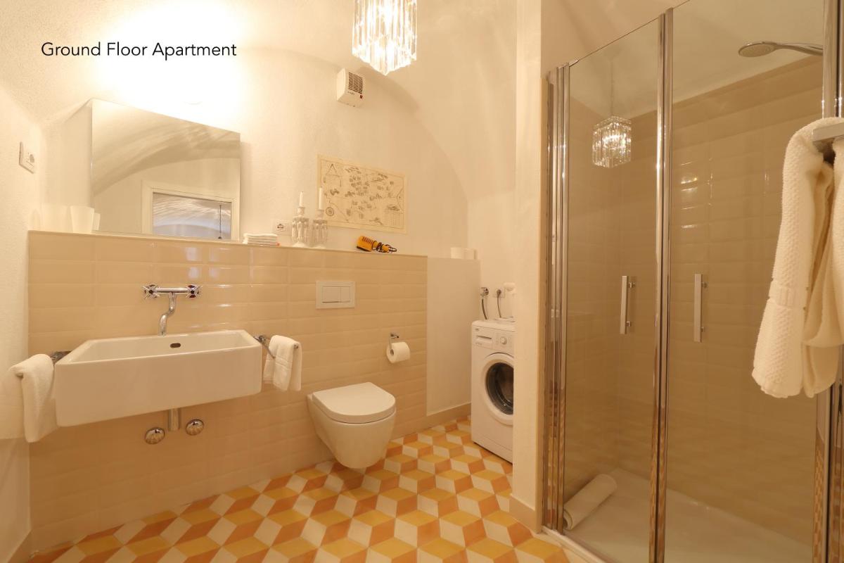 Casa Bellagio, Residence / Apartments - Hizvo