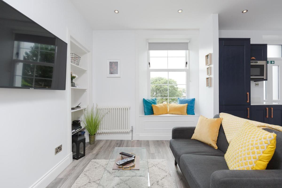 Dollar Apartments-39 Bridge Street - Housity