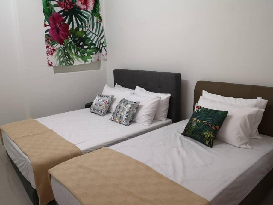 3133 Heritage Home - Housity