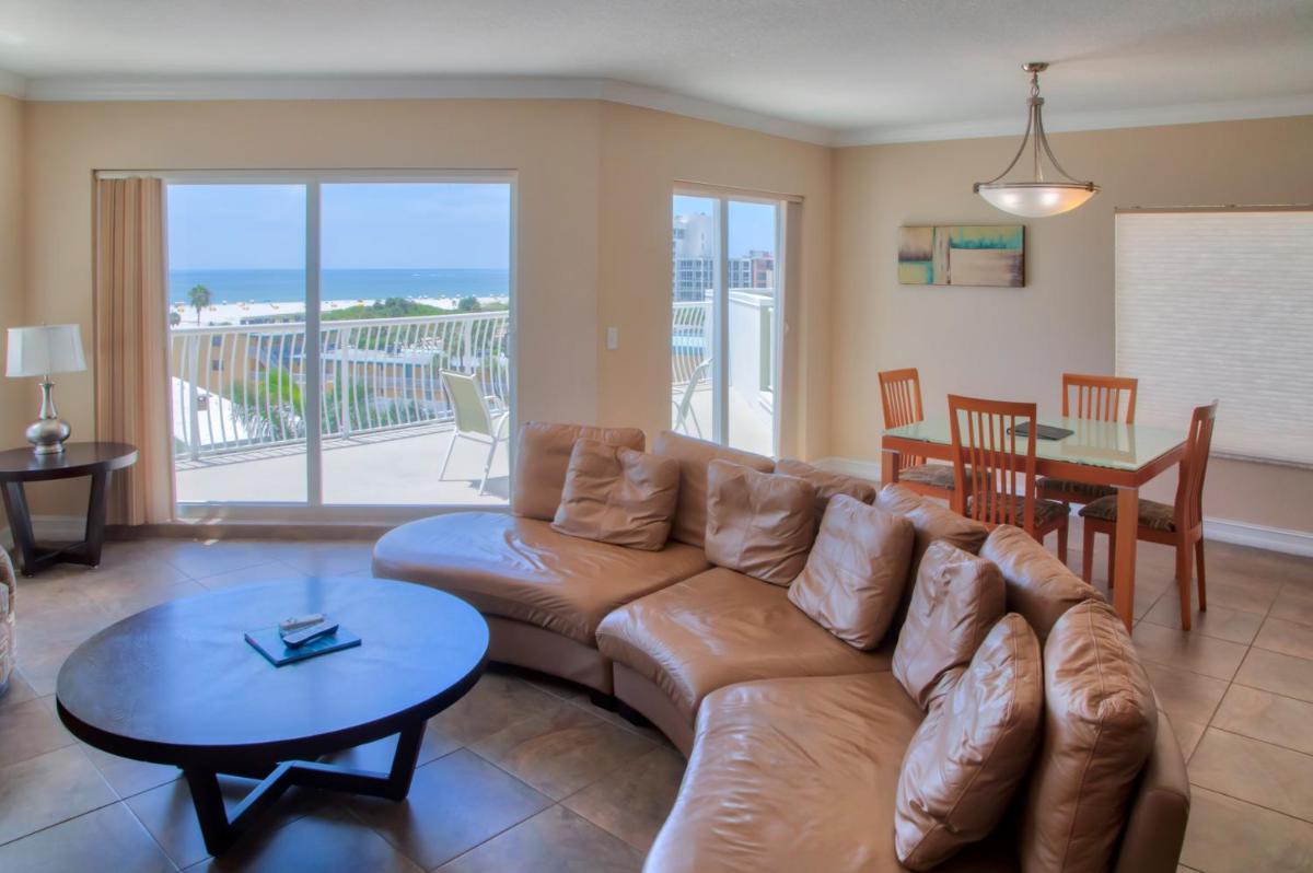 Crystal Palms Beach Resort - Housity