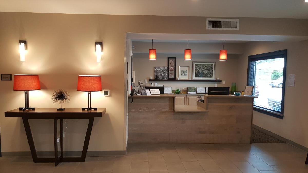 Country Inn & Suites by Radisson, Savannah Midtown, GA - Housity