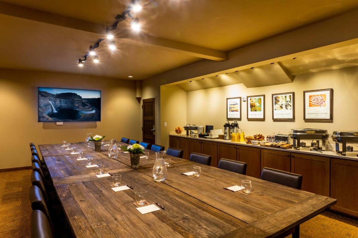 The Lodge at Columbia Point - Housity