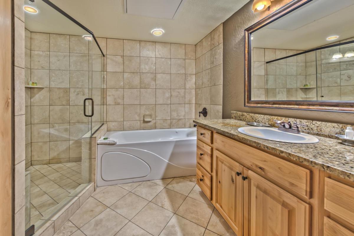 Silverado King Hotel Room by Canyons Village Rentals - Housity