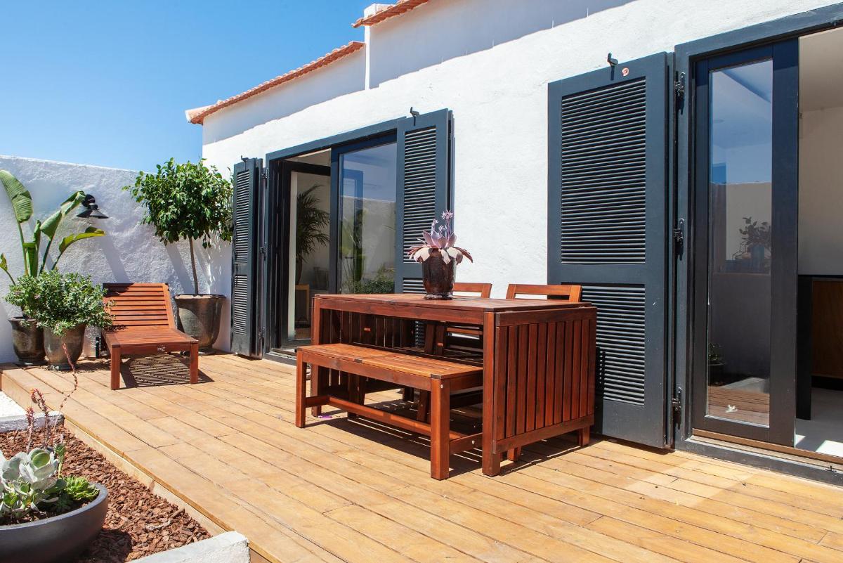 Cascais Fishing/Beach House - Modern Entire House - Housity