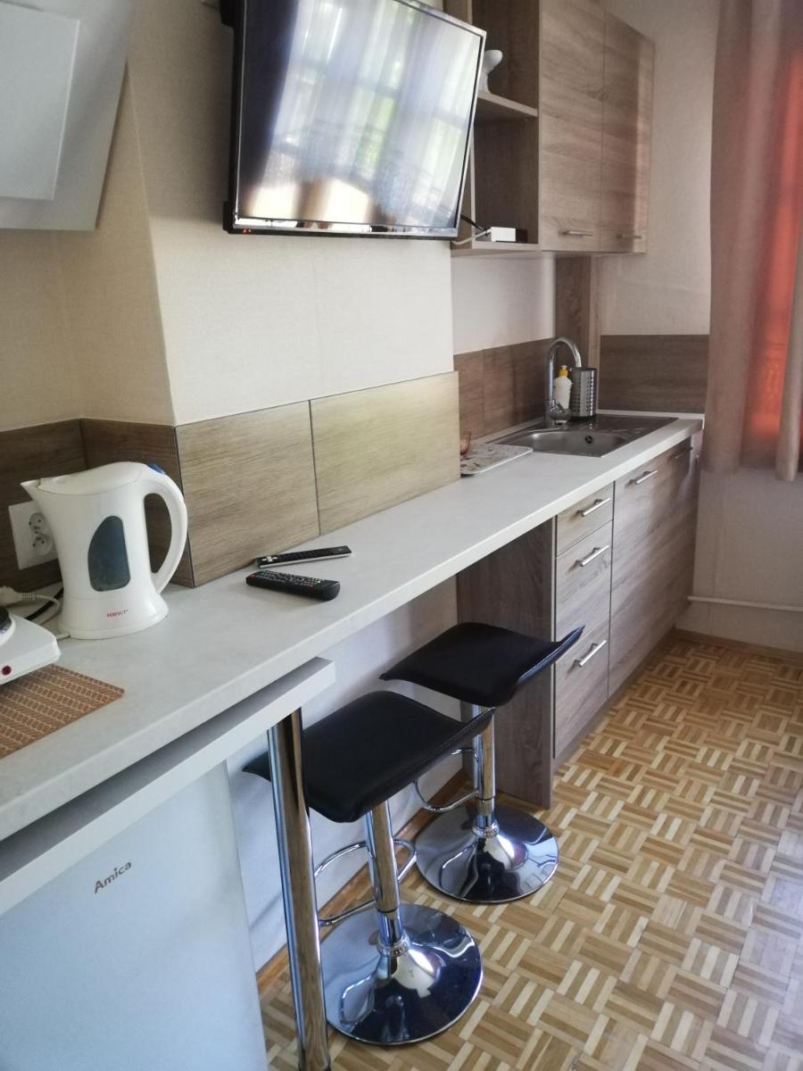 Dacza - Housity