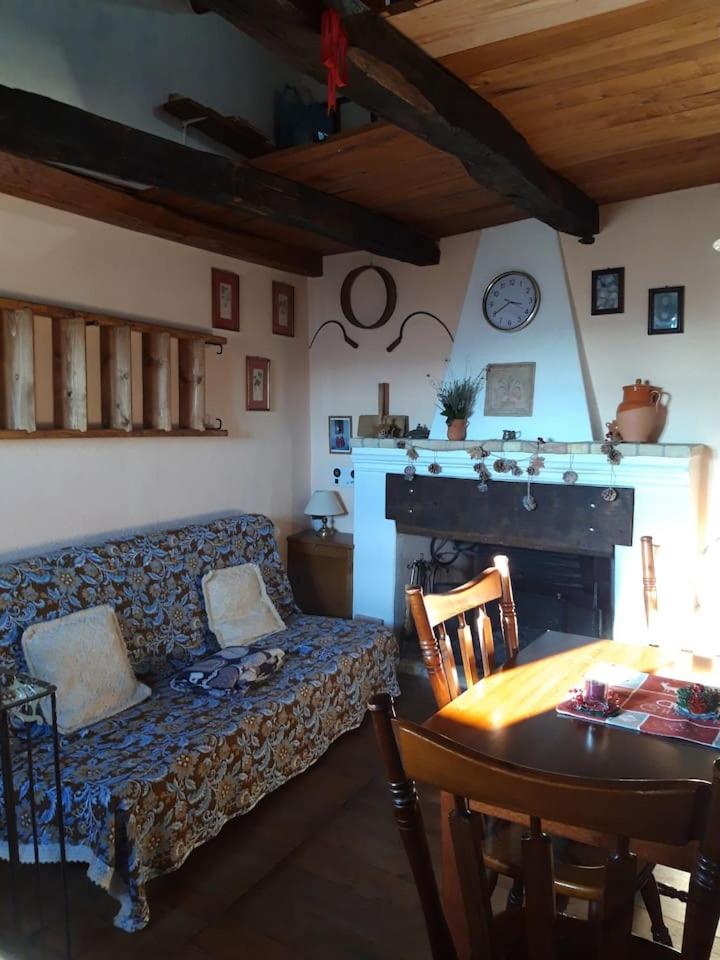 Casa Sardegna in montagna Tonara - Housity