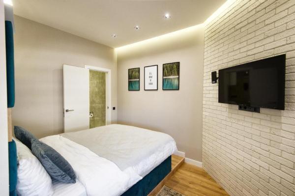 Allurapart Plaza - Housity