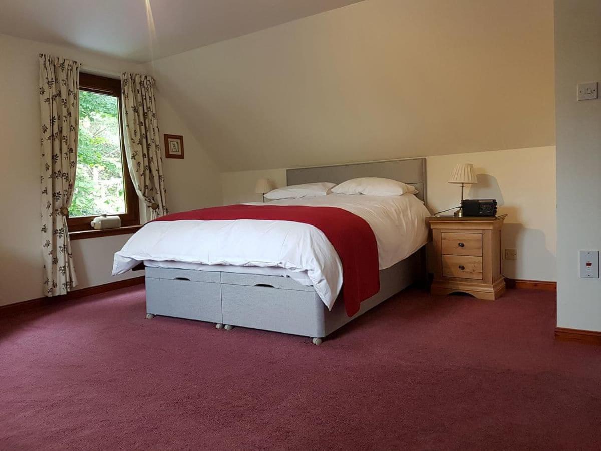 Riverview Cottage - S4200 - Housity