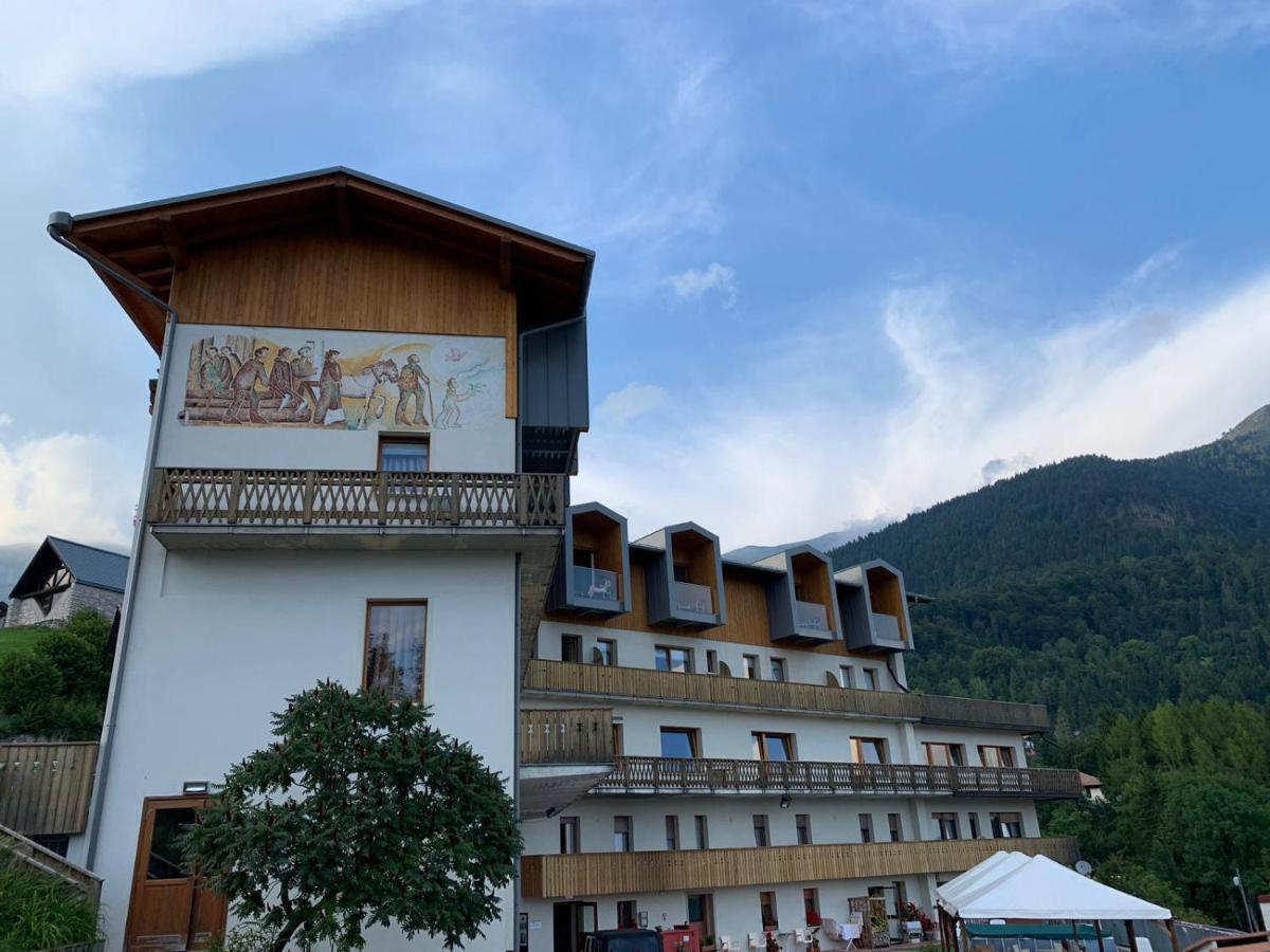 Albergo Croce d'Aune - Housity