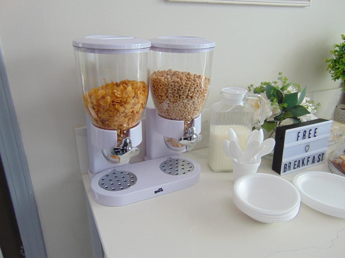 Chateau Motel - Housity