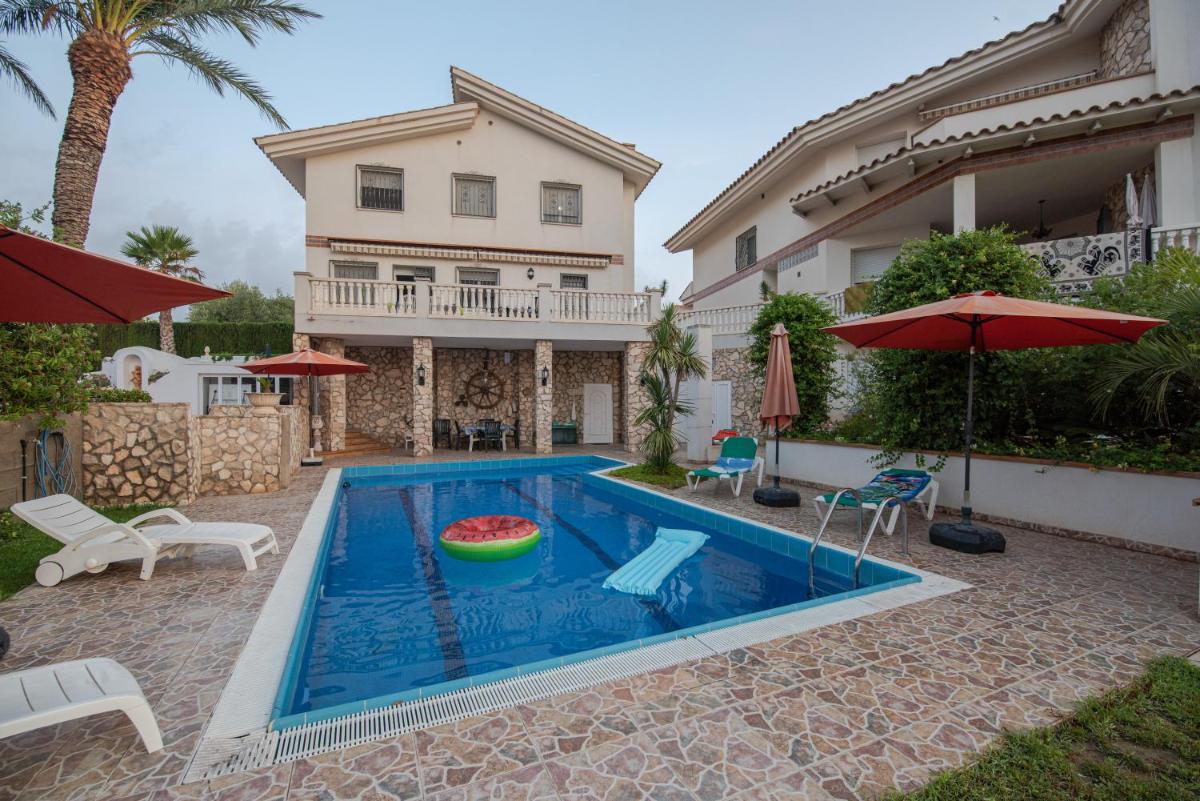 Villa frente al Mar - Housity