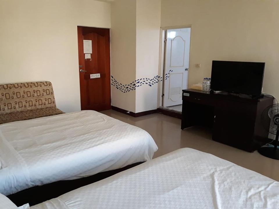 Star 101 Guest House - Housity