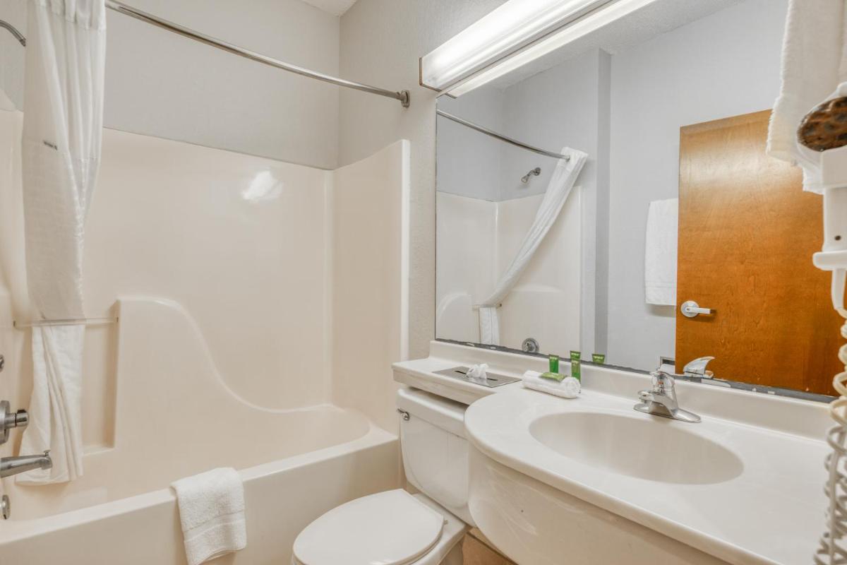 Trident Inn & Suites, Baton Rouge - Housity