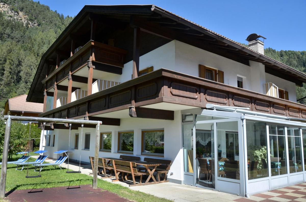 Pension Pichler - Housity