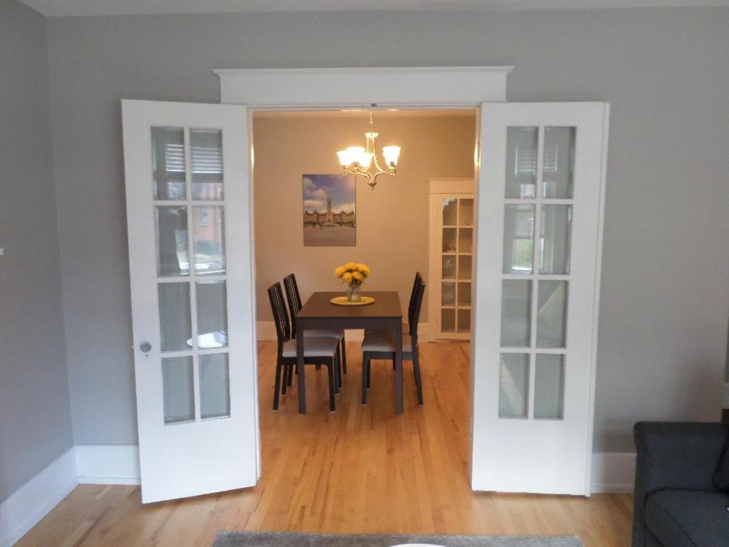 Beautiful, Clean, Quiet 2 BR-In Downtown Ottawa. Parking, WIFI and Netflix Included - Housity
