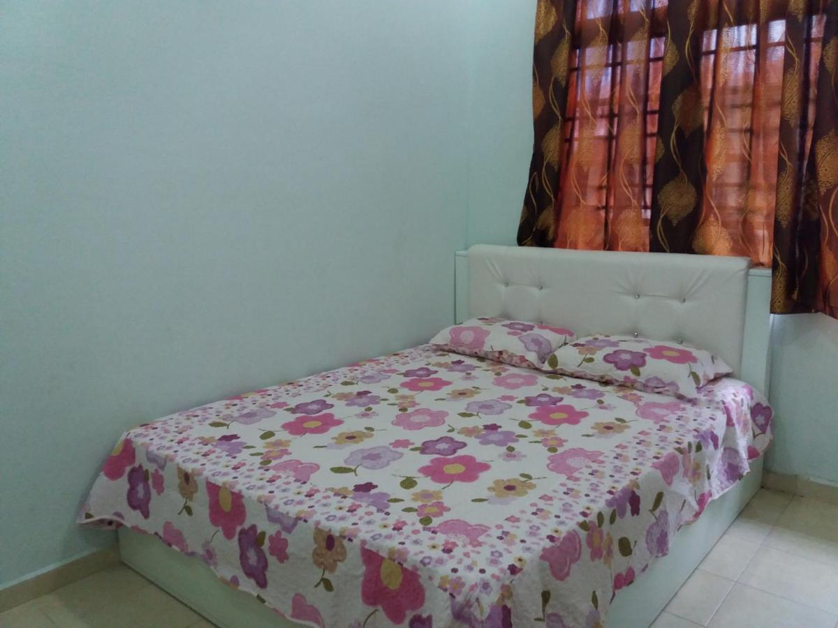 Seri Baqti Homestay - Housity