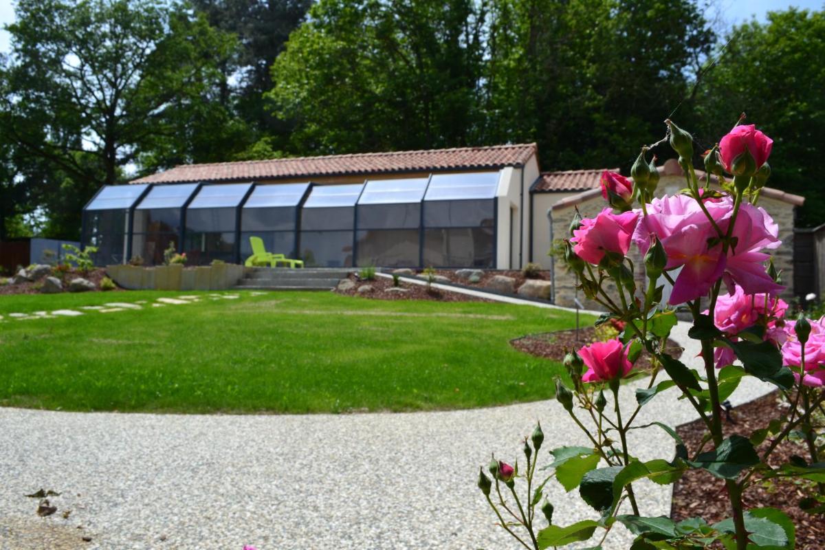 Gîtes de la Bibudière - Housity