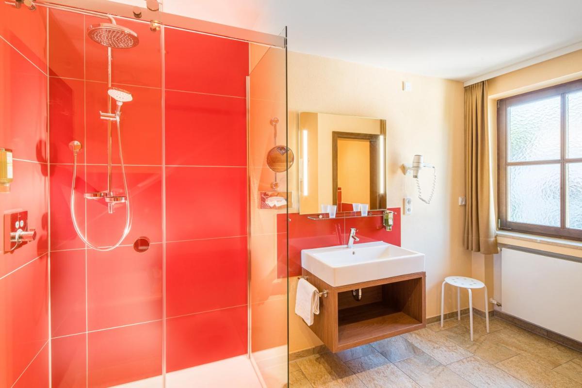 Boutique Hotel Bundschuh 3 Sterne Superior - Housity