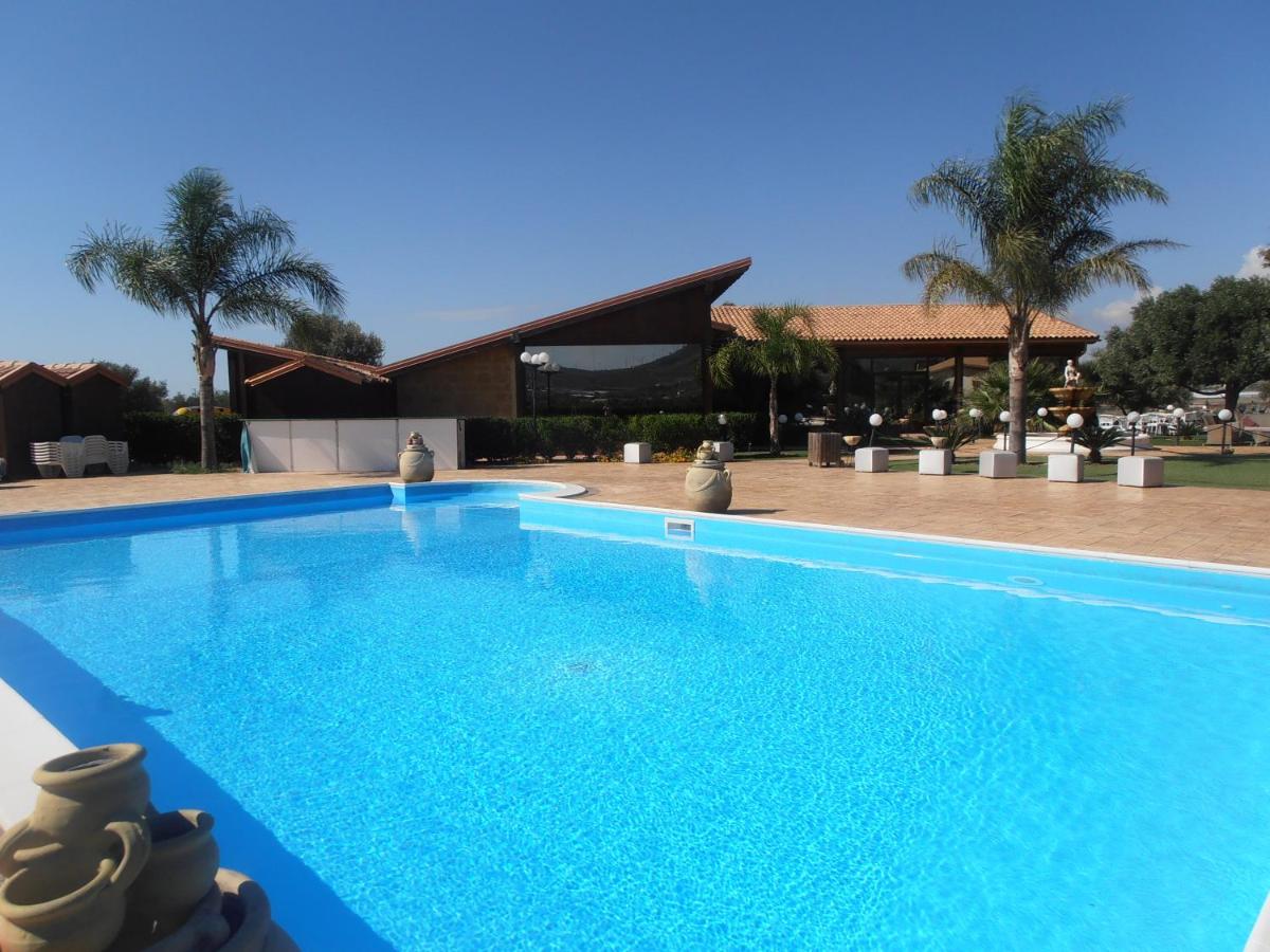 Villa Alisia - Housity