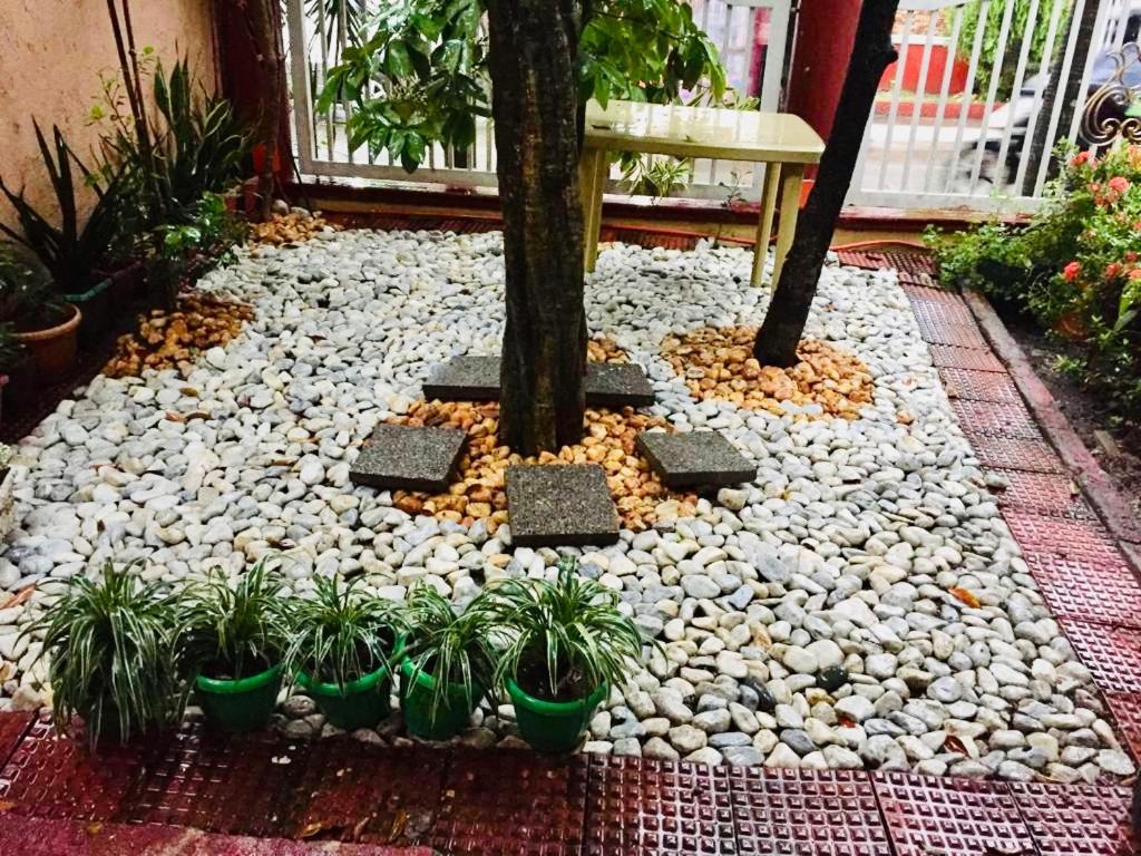 Entire House with 4 rooms near SM Molino and Vermosa Ayala - Housity