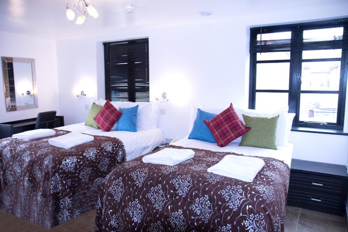 ATZ&H Inn - Housity