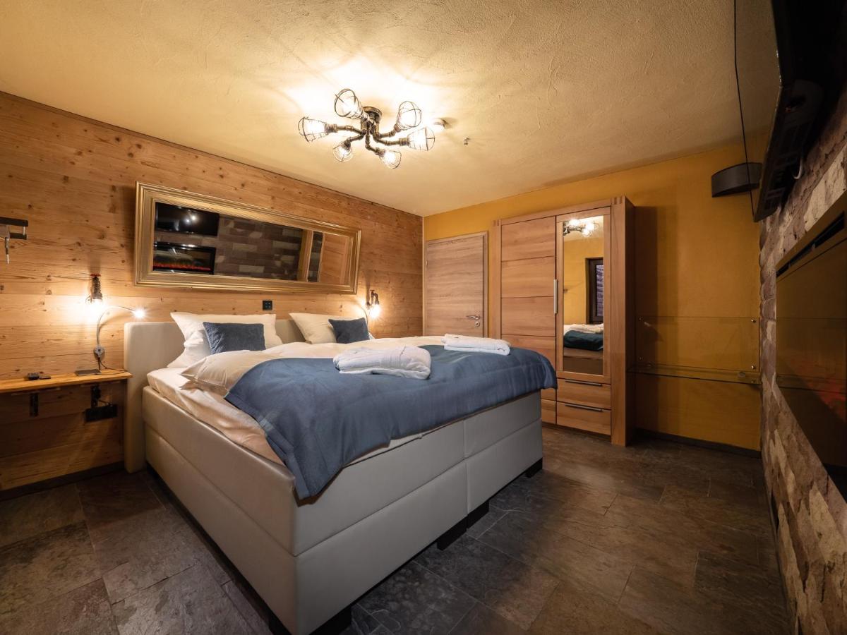 Ferienwohnung Altschloss - Housity