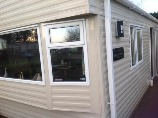 Caravan No 33 at Pitgrudy Dornoch IV25 3HY - Housity