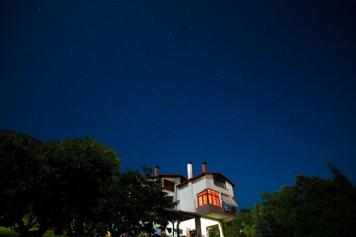 Militsa Guesthouse - Housity