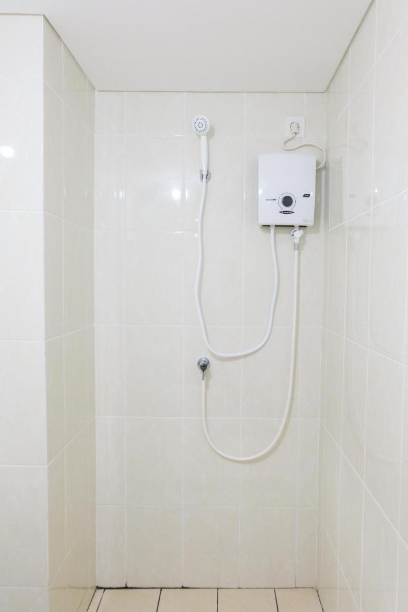 Comfortable Studio Apartment M-Town Residence By Travelio - Housity